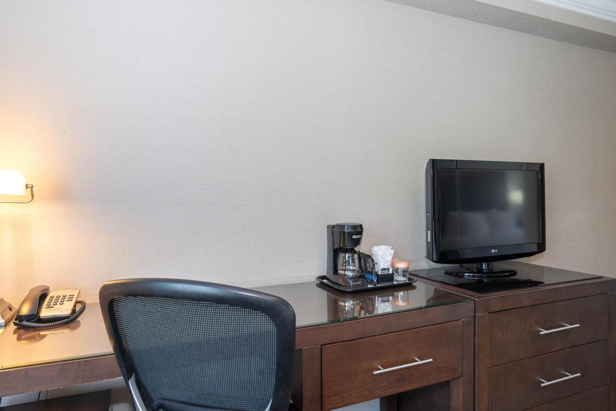 Hotel Sandman & South 3*