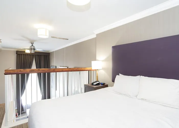 Sandman Hotel & Suites Calgary South